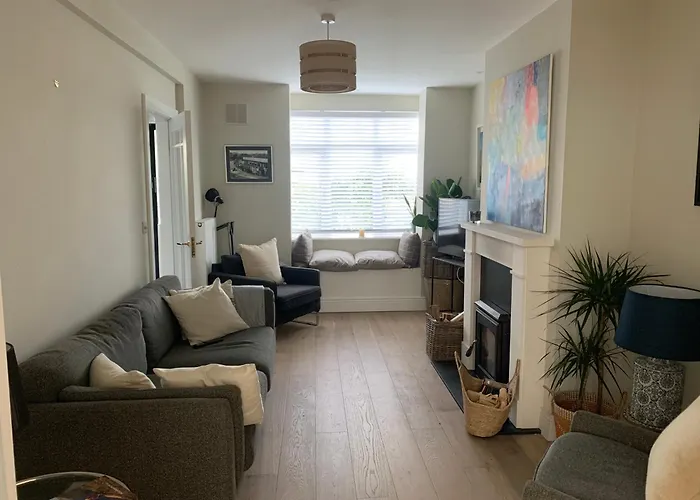 Village 3 Bed Town House Hébergement de vacances Dublin