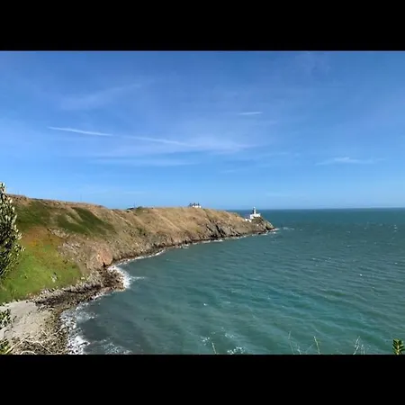 Village 3 Bed Town House 度假居 *